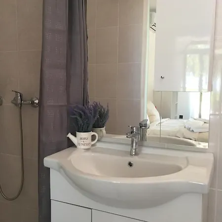 Apartament Vizparti Apartmanok Balatonfenyves
