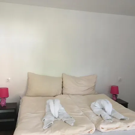 Vizparti Apartmanok *
