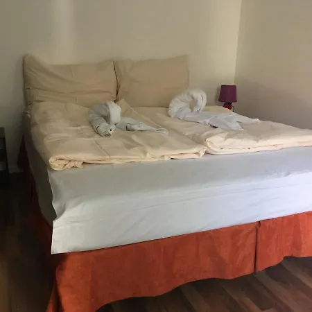 Vizparti Apartmanok Apartament