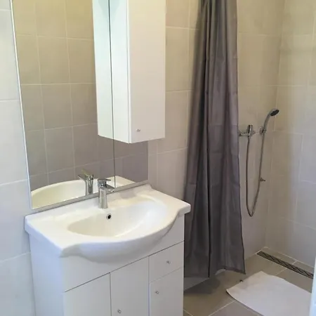 Vizparti Apartmanok Apartament